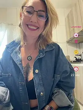 RAIRAsexy online show from June 14, 2026, 7:49 pm