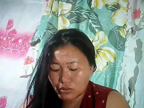 Snapshot of Sexyhorney4u chatting on October 23, 2025, 9:24 pm Sexyhorney4u online show from October 23, 2025, 9:24 pm