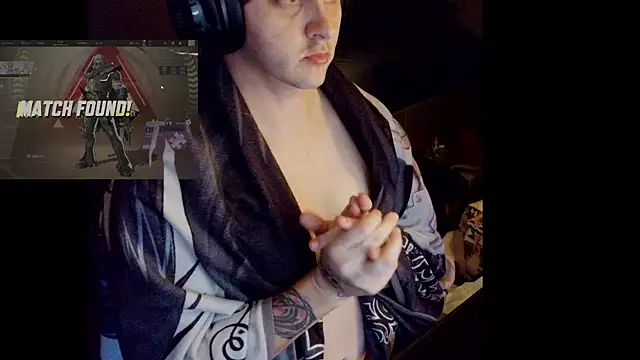 risque crochet online show from December 1, 2025, 7:46 am