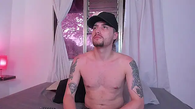 Snapshot of Pleasure_Vibes23 chatting on February 27, 2025, 9:25 pm Pleasure Vibes23 online show from February 27, 2025, 9:25 pm