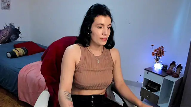 jrcamila online show from March 5, 2025, 2:12 pm