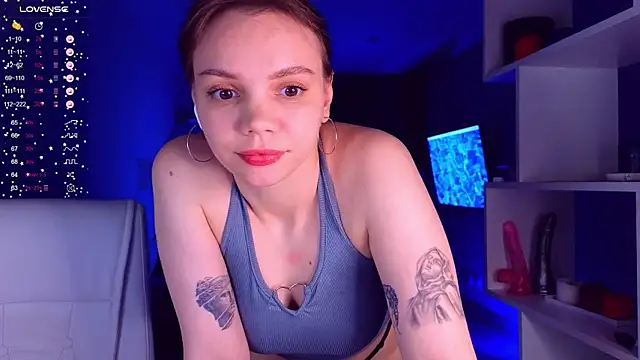 CreamySpot online show from December 9, 2024, 5:52 pm