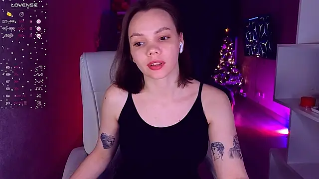 CreamySpot online show from January 2, 2025, 12:24 pm