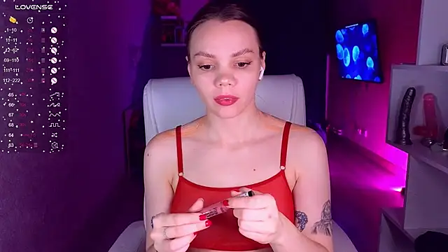 CreamySpot online show from January 10, 2025, 5:24 pm