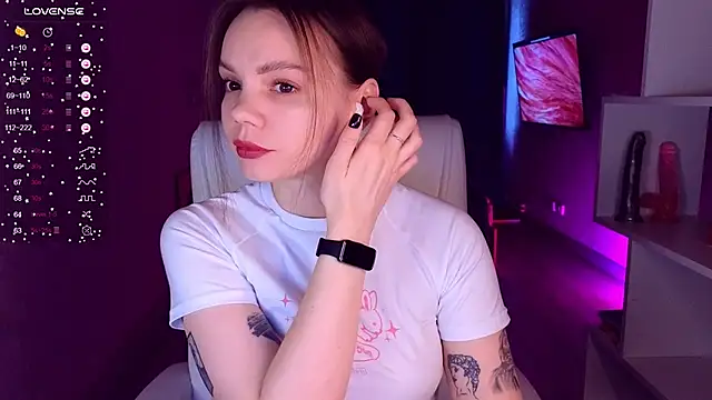 CreamySpot online show from January 18, 2025, 11:43 am