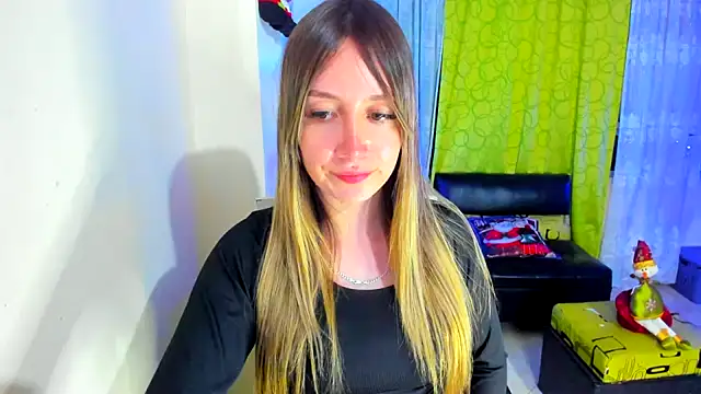 Snapshot of horny__molly_ chatting on December 6, 2024, 2:46 am horny molly online show from December 6, 2024, 2:46 am