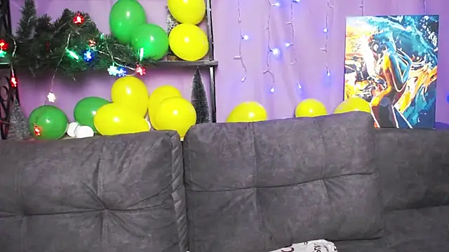 MilaLoona online show from January 11, 2025, 1:32 pm