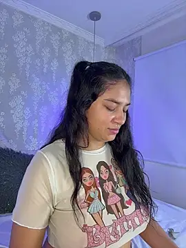 dayra angels online show from June 25, 2026, 7:07 pm