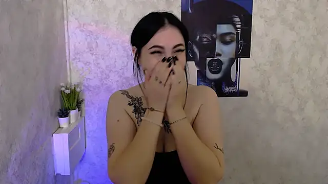 Snapshot of MisssShy_ chatting on September 20, 2025, 7:09 am MisssShy online show from September 20, 2025, 7:09 am