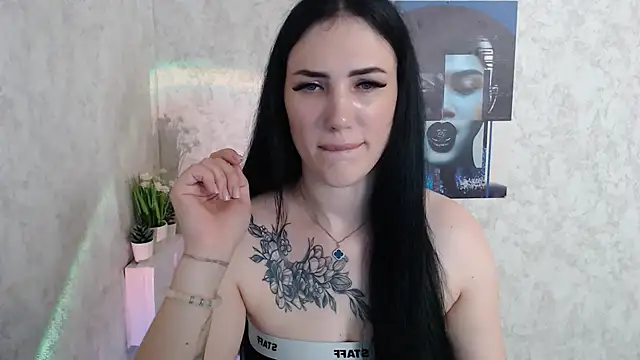 Snapshot of MisssShy_ chatting on October 25, 2025, 3:25 am MisssShy online show from October 25, 2025, 3:25 am