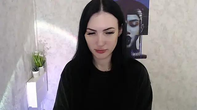 Snapshot of MisssShy_ chatting on October 27, 2025, 4:33 pm MisssShy online show from October 27, 2025, 4:33 pm