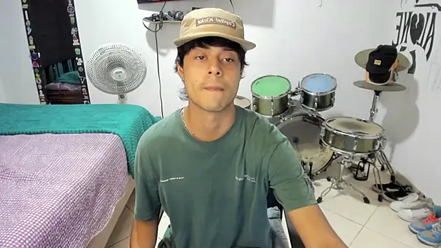 Zack falcon online show from March 19, 2026, 4:27 am