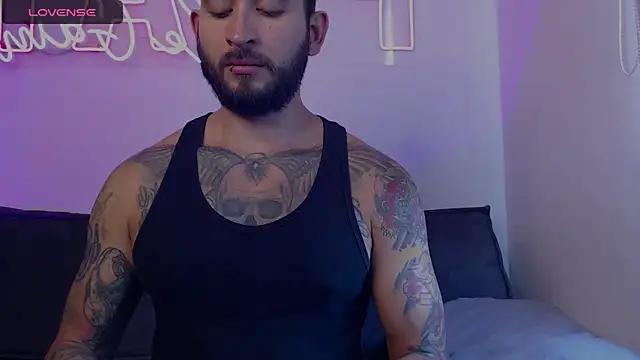 Snapshot of marco_allison01 chatting on January 28, 2025, 3:46 pm marco allison01 online show from January 28, 2025, 3:46 pm