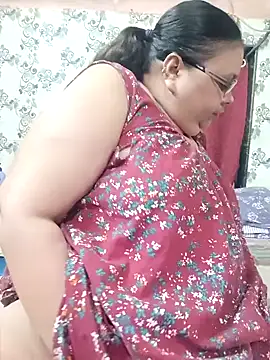 Hotchubby009 online show from March 8, 2025, 4:39 pm