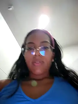 Snapshot of SheenaBrooke chatting on March 7, 2025, 5:49 pm SheenaBrooke online show from March 7, 2025, 5:49 pm