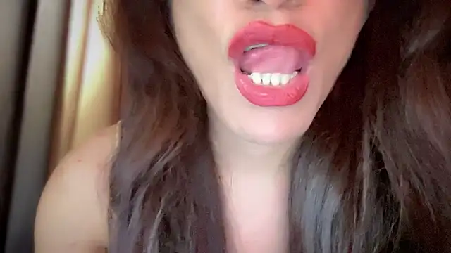 QUEEN LILITH online show from July 21, 2026, 7:11 am