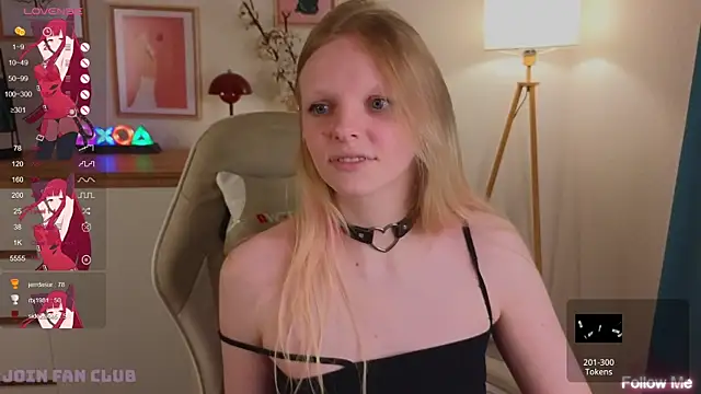 Snapshot of evangel1ne chatting on September 18, 2025, 9:28 pm evangel1ne online show from September 18, 2025, 9:28 pm