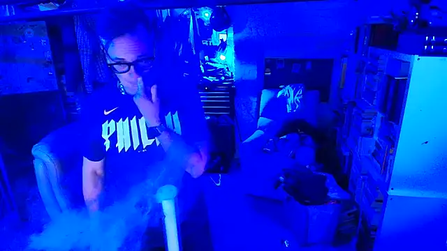 Snapshot of cumhungrybottom4u chatting on March 8, 2026, 6:28 am cumhungrybottom4u online show from March 8, 2026, 6:28 am