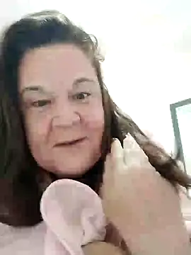 Yaya Mineira online show from January 15, 2025, 6:40 pm