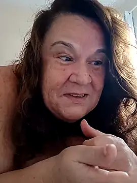 Yaya Mineira online show from March 9, 2025, 5:49 pm