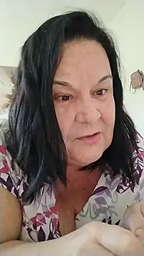 Yaya Mineira online show from June 18, 2026, 1:04 pm