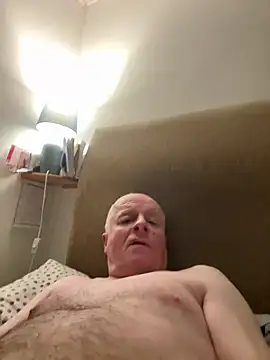 locallad88 online show from February 2, 2025, 7:57 pm