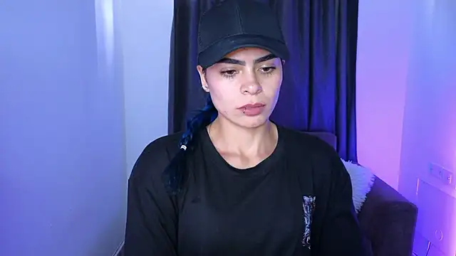 Snapshot of sexyladyy_ chatting on February 10, 2026, 10:14 pm sexyladyy online show from February 10, 2026, 10:14 pm