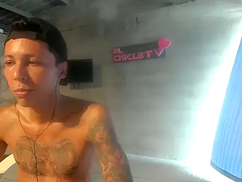 EL-CHICLE-TV online show from January 11, 2025, 9:46 pm