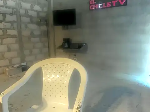 EL-CHICLE-TV online show from January 15, 2025, 2:35 pm