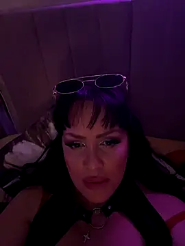 Lolaley2 online show from December 1, 2025, 4:28 am