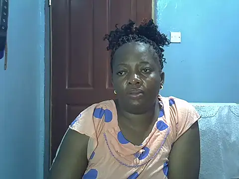 Ebonyceline online show from April 15, 2026, 7:58 pm