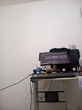 Snapshot of CASADASIGILO2 chatting on October 17, 2025, 4:15 am CASADASIGILO2 online show from October 17, 2025, 4:15 am