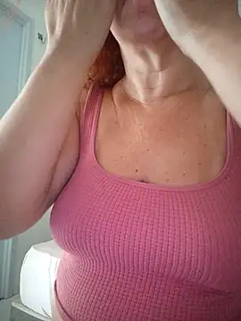 CASADASIGILO2 online show from November 16, 2025, 7:08 pm