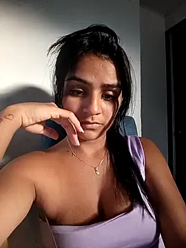 AnnRosse18 online show from February 1, 2025, 10:23 pm