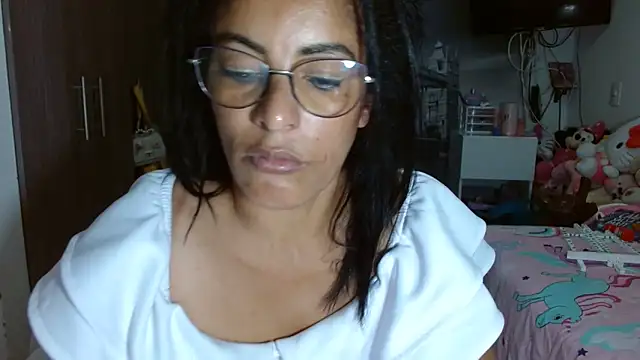 kateleyagrey online show from December 6, 2024, 12:12 am