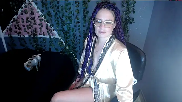 Violeta hornny online show from December 13, 2024, 9:09 pm