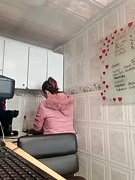 Violeta hornny online show from January 15, 2025, 1:41 pm