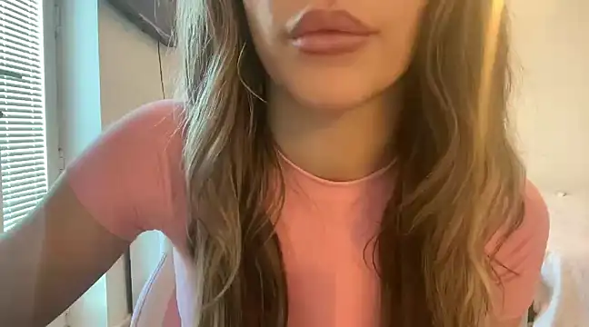 Snapshot of Lillymariee chatting on January 15, 2025, 2:24 pm Lillymariee online show from January 15, 2025, 2:24 pm