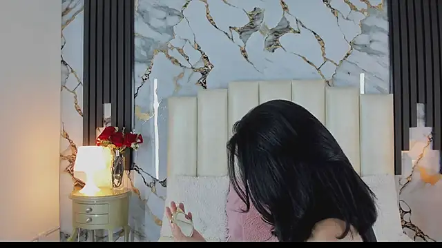 lulumars online show from April 28, 2026, 4:50 am