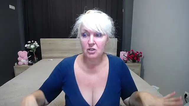 BlondyLeeBest online show from November 8, 2025, 8:29 pm