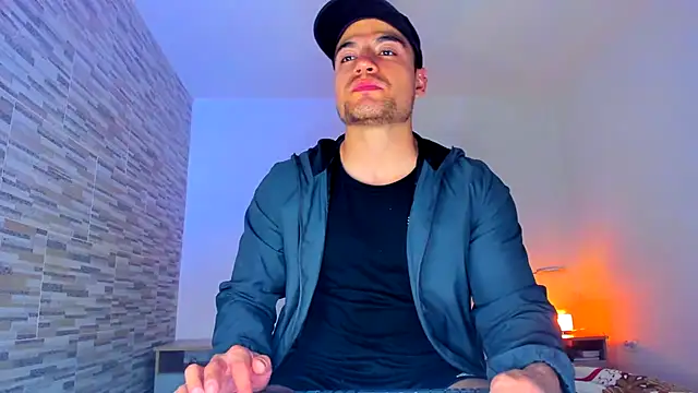 Snapshot of nicolas_herrera chatting on March 14, 2025, 2:10 am nicolas herrera online show from March 14, 2025, 2:10 am