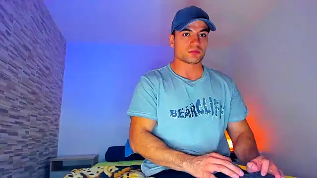 Snapshot of nicolas_herrera chatting on March 21, 2025, 2:39 am nicolas herrera online show from March 21, 2025, 2:39 am