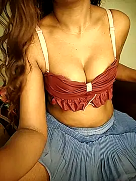 Indian-Squirt online show from March 18, 2025, 12:25 pm