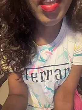 Indian-Squirt online show from March 18, 2026, 1:53 am