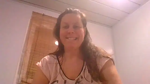 Snapshot of fulloferotic chatting on April 28, 2026, 2:27 am fulloferotic online show from April 28, 2026, 2:27 am