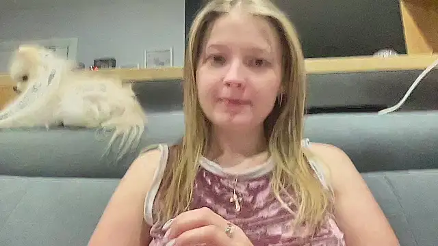 CharmingSarah online show from December 22, 2024, 5:42 pm