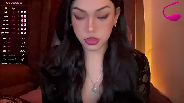 Snapshot of madam_agnes1 chatting on September 23, 2025, 4:32 pm madam agnes1 online show from September 23, 2025, 4:32 pm