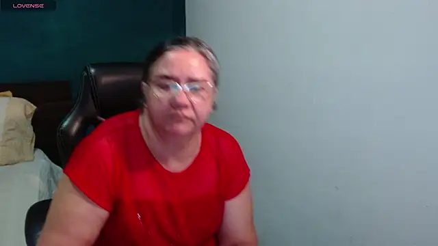 scaelettdubois online show from June 17, 2026, 11:38 pm