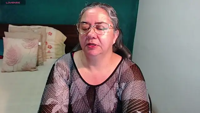 scaelettdubois online show from June 22, 2026, 7:38 am
