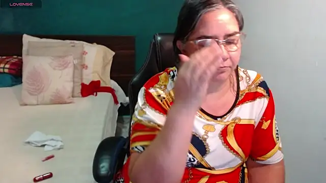 scaelettdubois online show from June 29, 2026, 11:49 pm